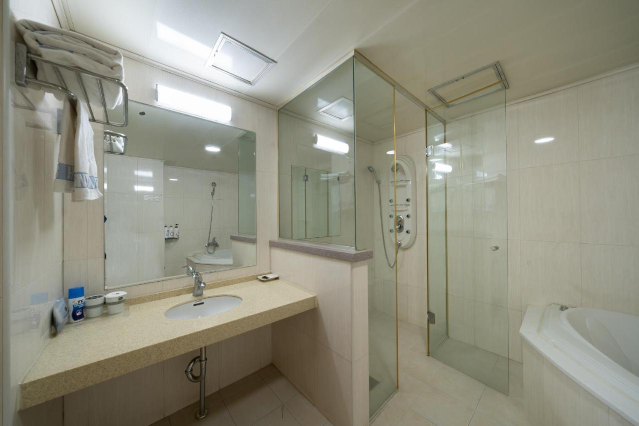 Symphony Hotel Suwon Zewnętrze zdjęcie