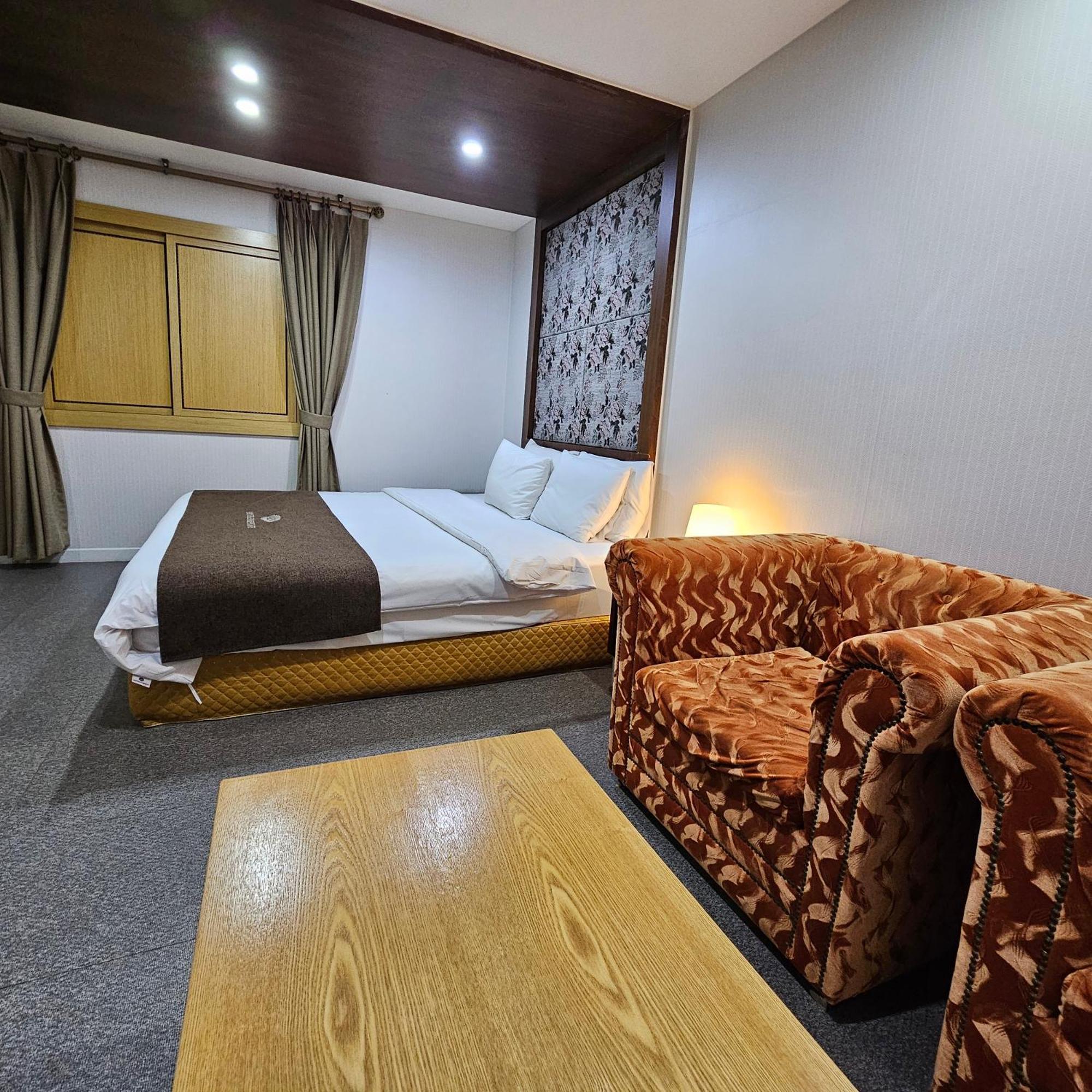 Symphony Hotel Suwon Zewnętrze zdjęcie
