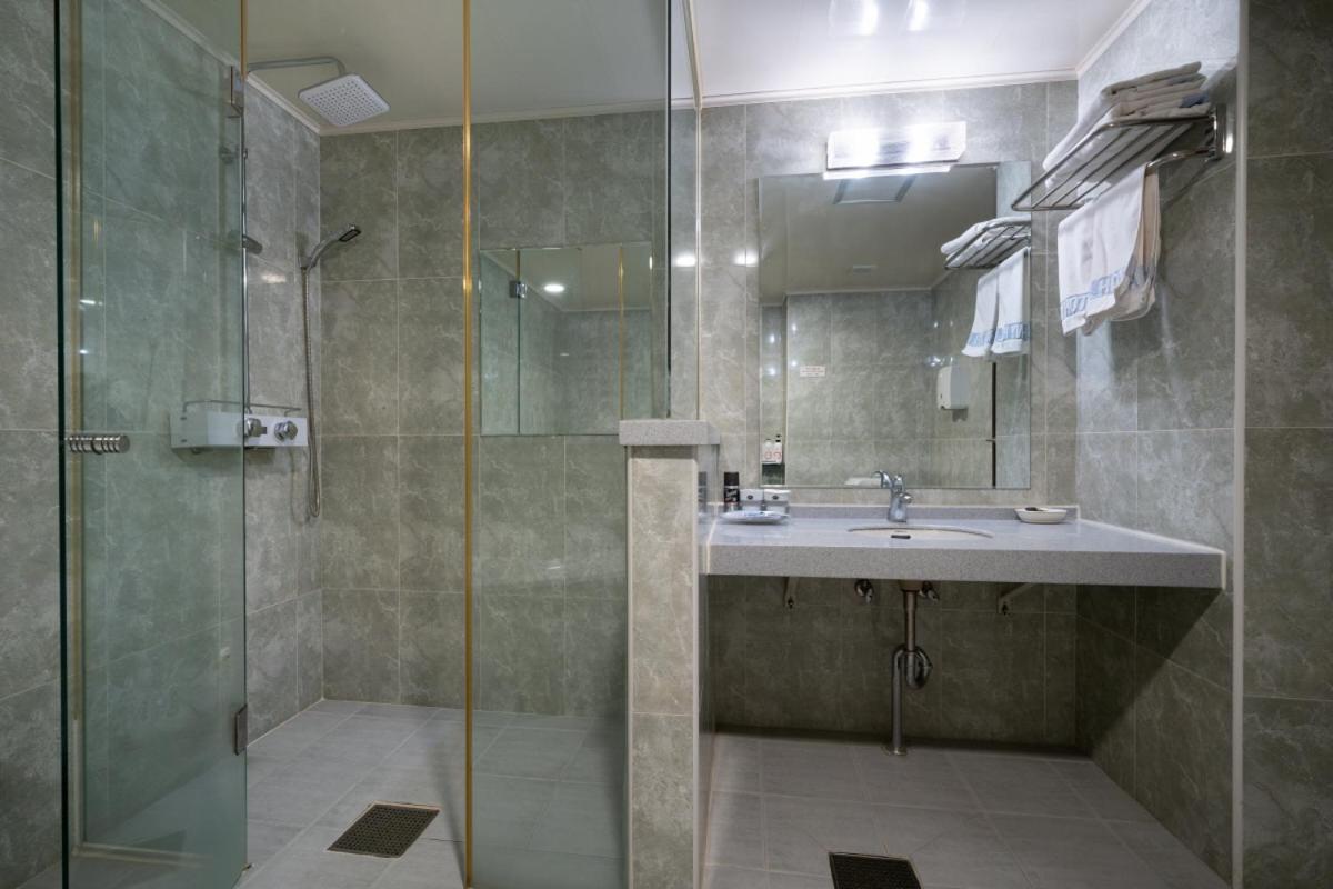 Symphony Hotel Suwon Zewnętrze zdjęcie